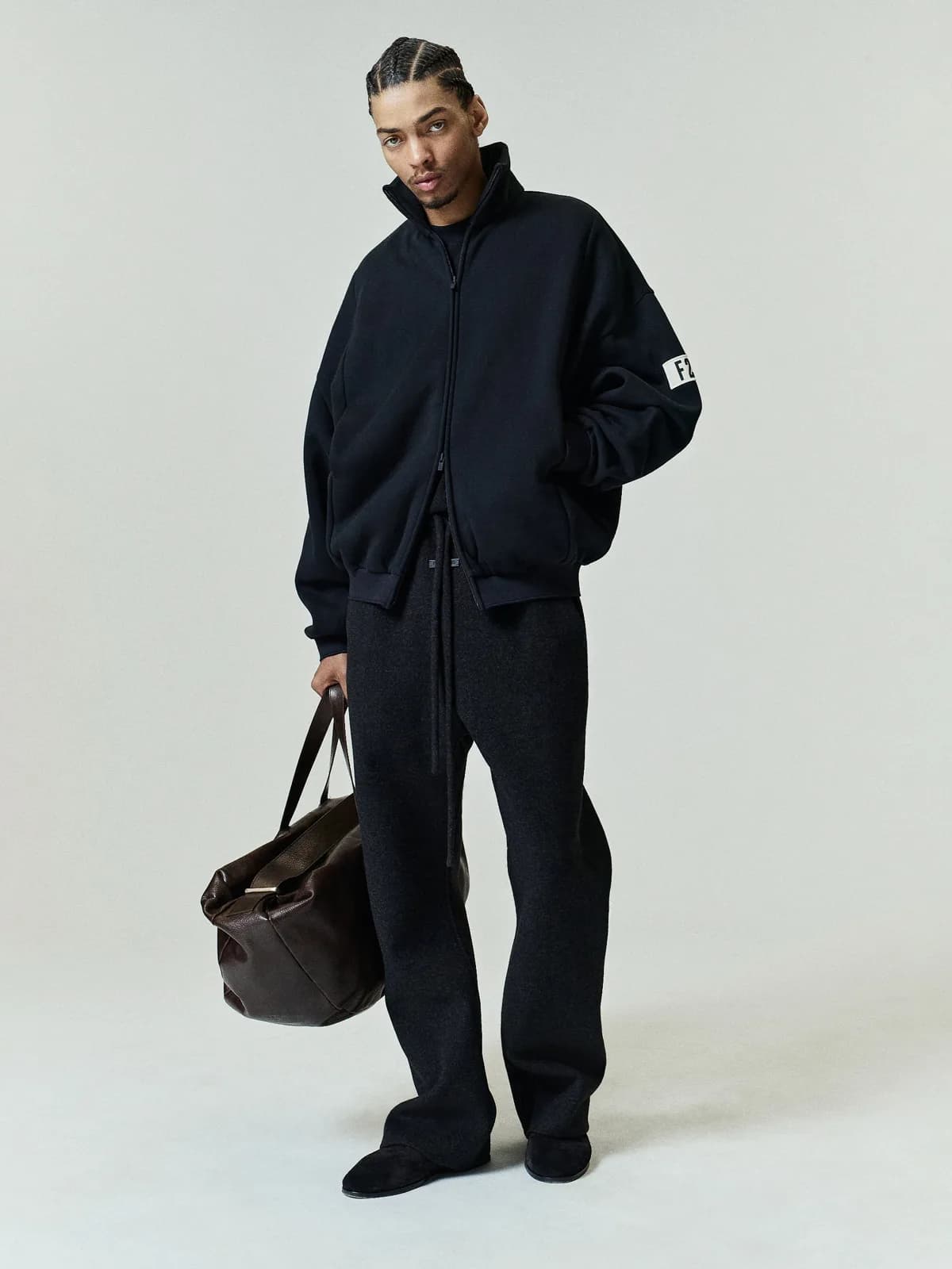 Chamarra Essentials Track Vintage Negro, Essentials Jacket (vista 1)