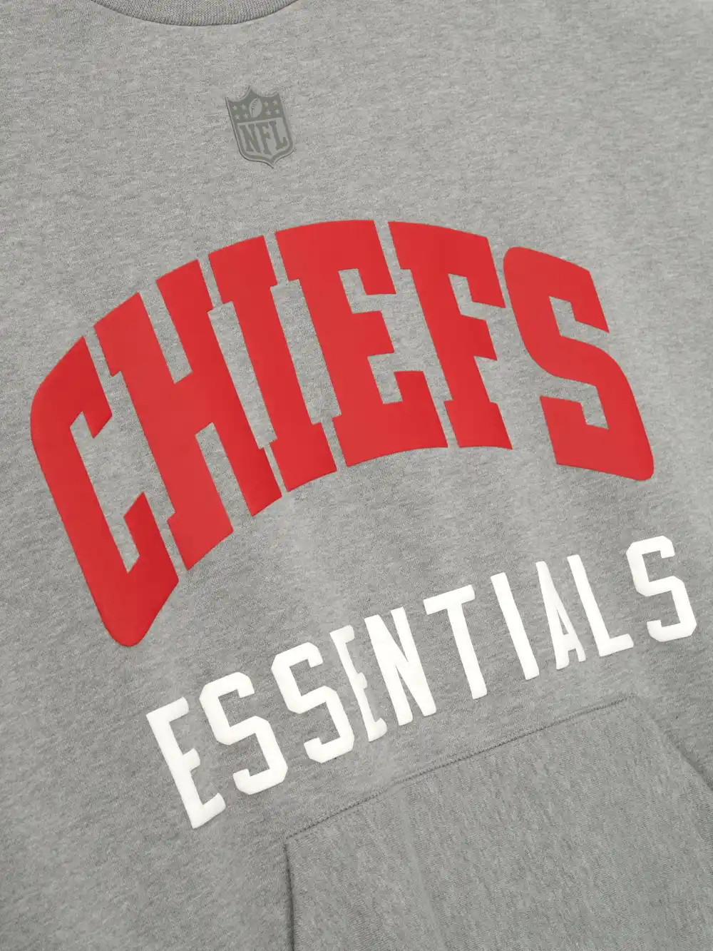 Crewneck Essentials Chiefs Sport Cemento Jaspe, Essentials Crewneck (vista 3)