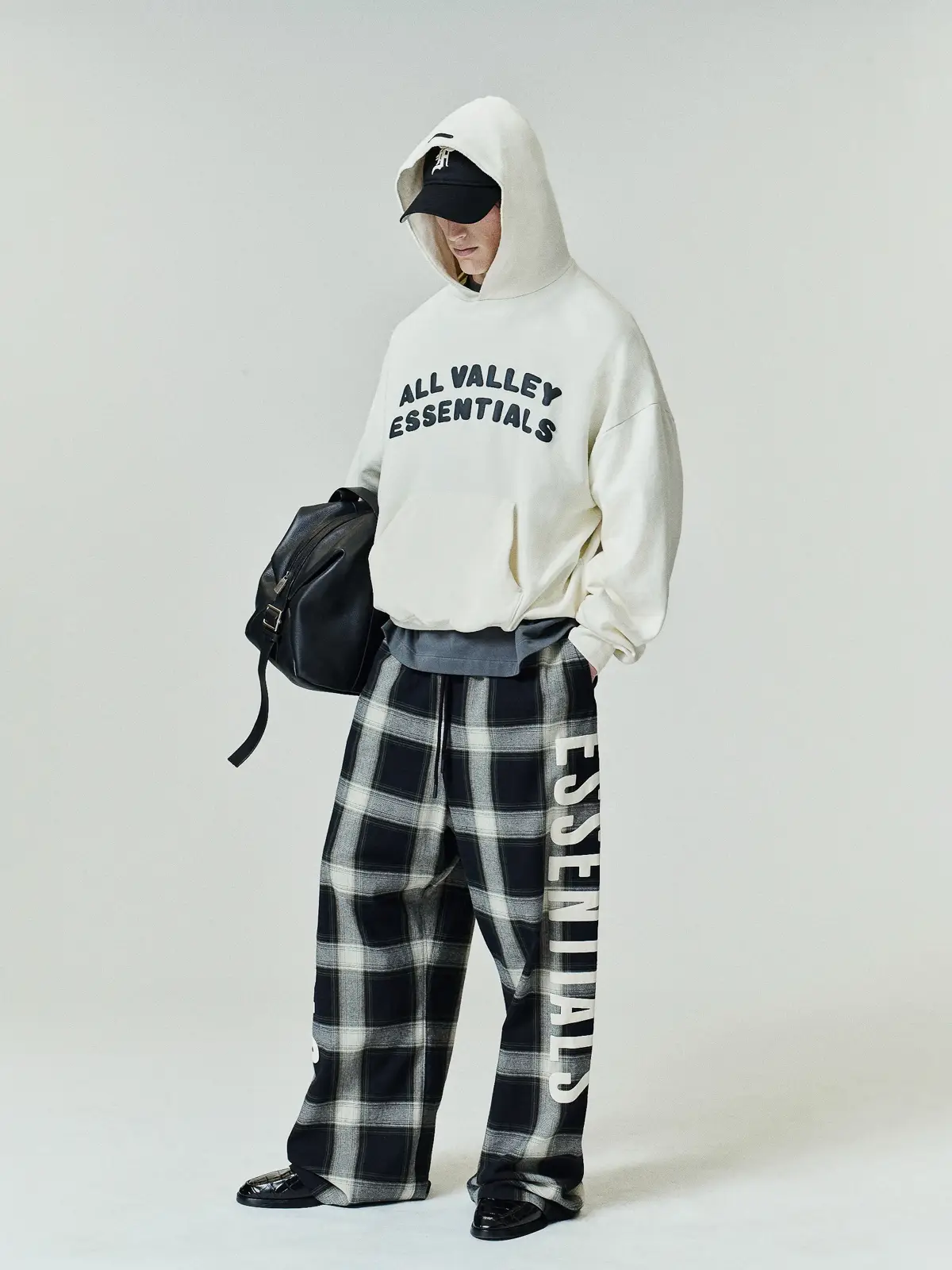 Pants Essentials Flannel Lounge Pant Acero Gris, Essentials Pants (vista 1)