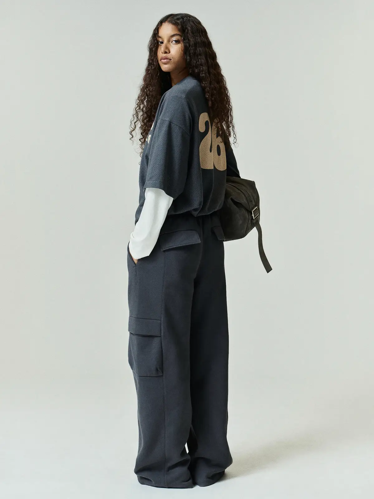 Pants Essentials Fleece Cargo Relaxed Acero Gris, Essentials Pants (vista 1)