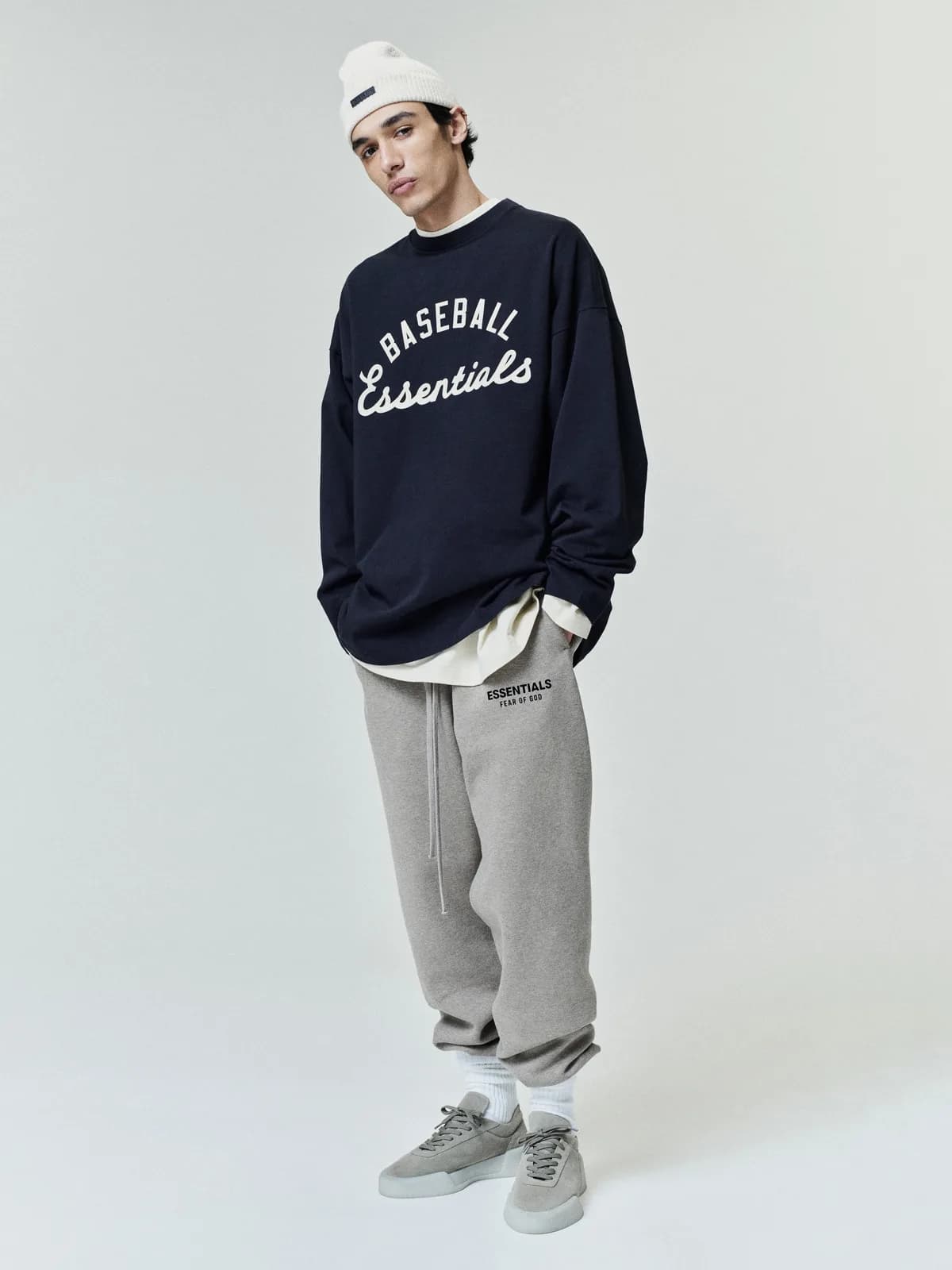 Playera Essentials MLB Boxy Negro, Essentials Tee (vista 1)