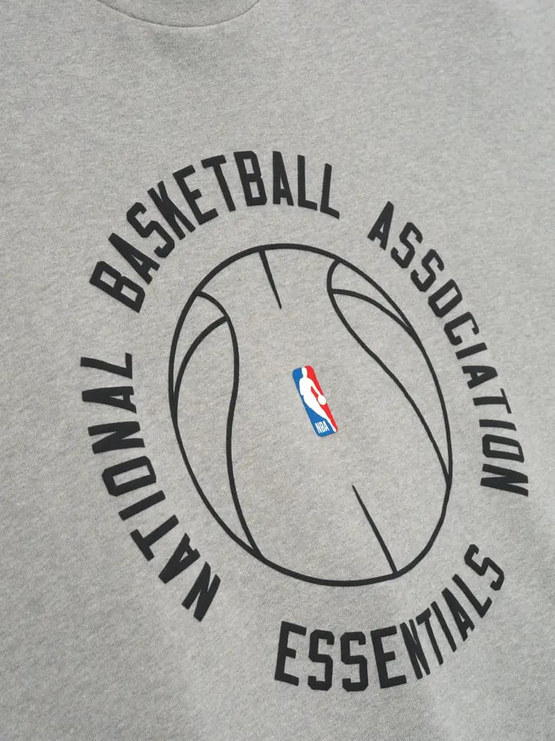 Playera Essentials NBA X Barkley Hendricks 90S Cemento Jaspe, Essentials Tee (vista 3)