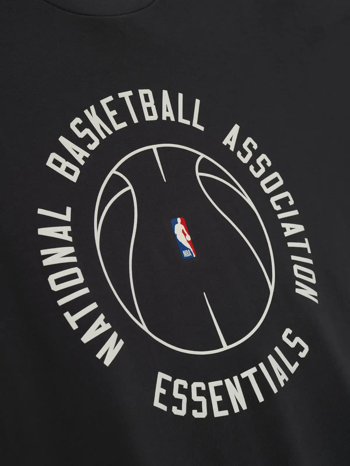 Playera Essentials NBA X Barkley Hendricks 90s Desteñido Negro, Essentials Tee (vista 3)
