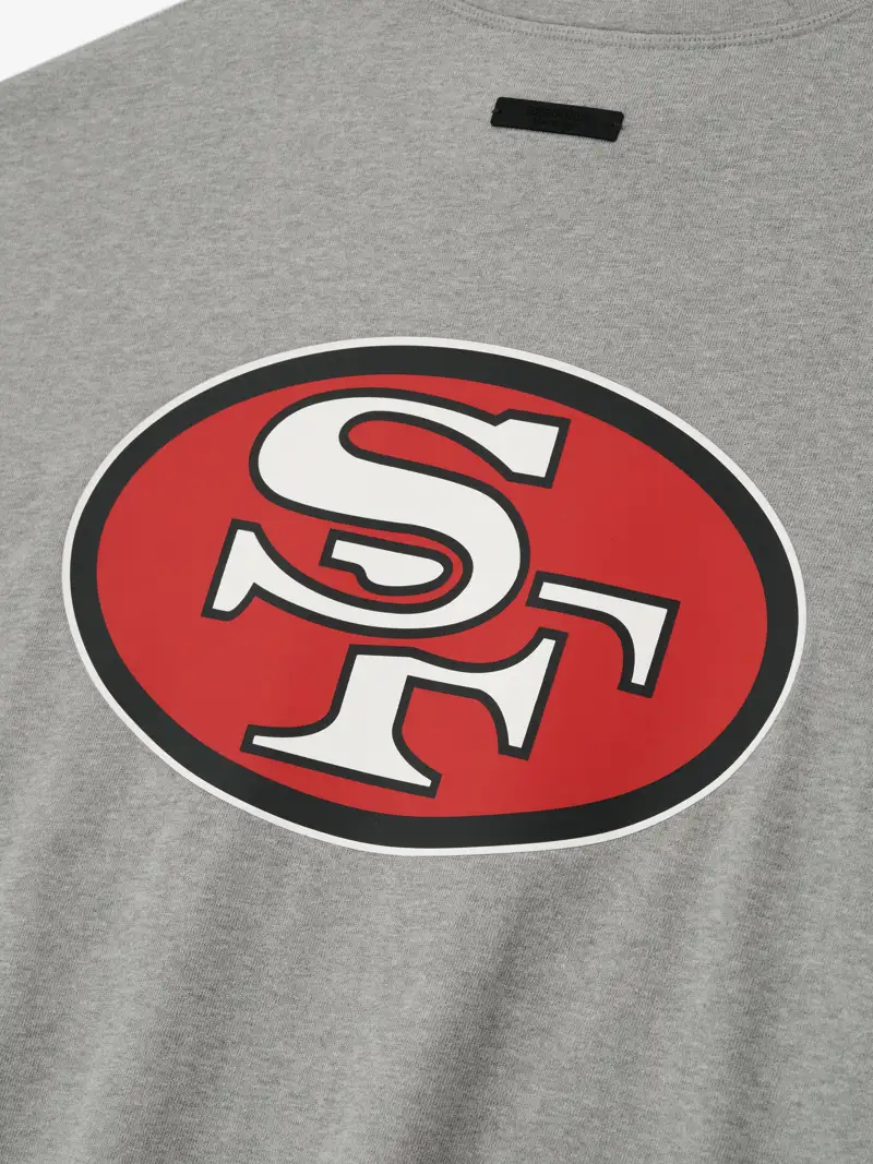 Playera Essentials Forty Niners 90s 3/4 Sleeve Football Cemento Jaspe, Essentials Tee (vista 4)