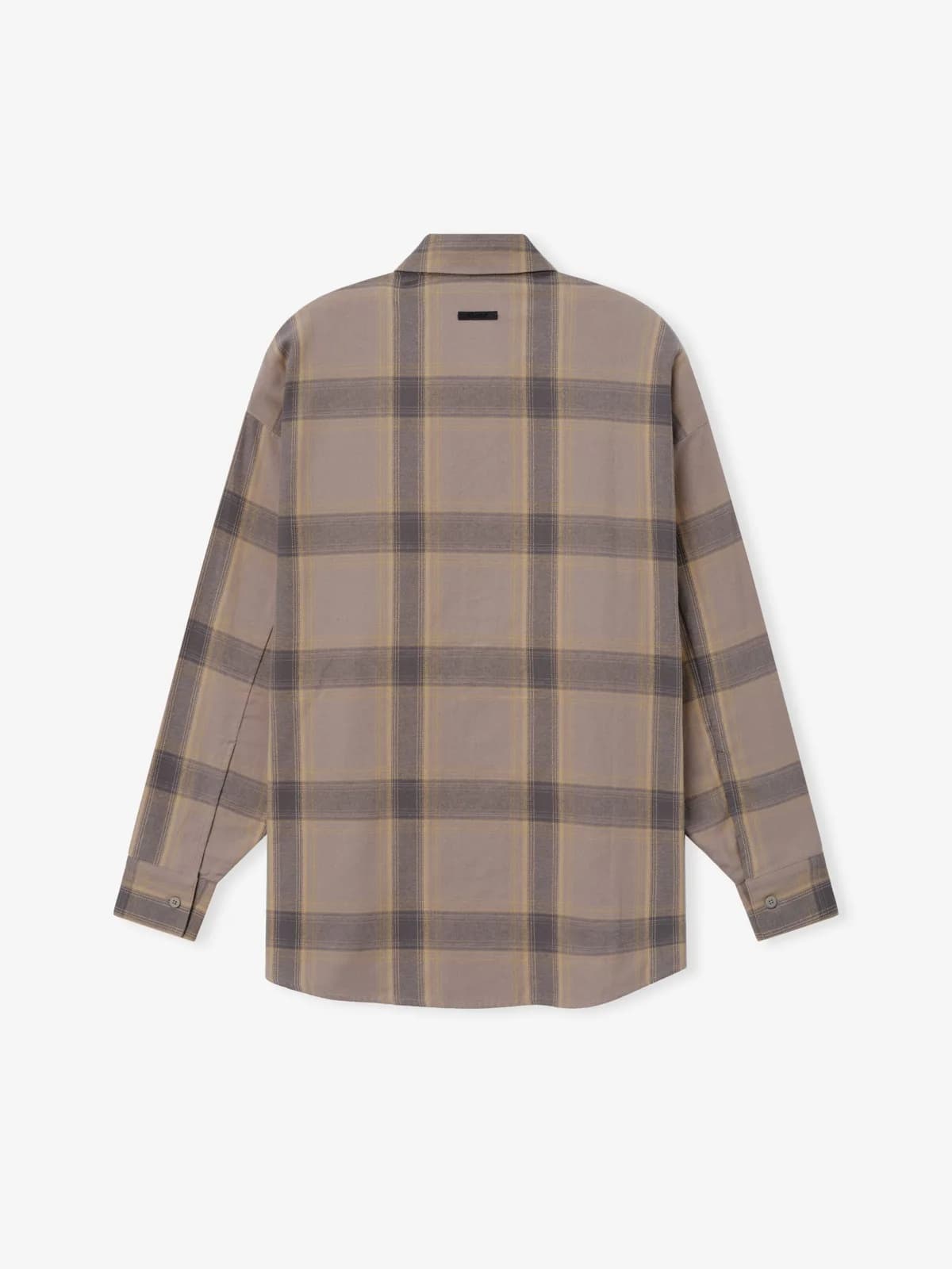 Playera Essentials Flannel Button Up Shirt Foca, Essentials Tee (vista 2)