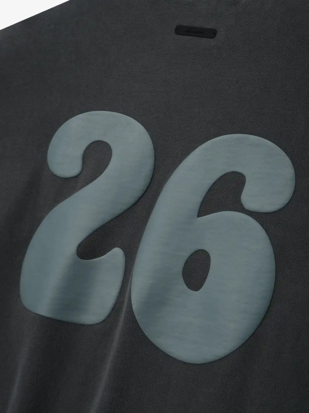 Playera Essentials Heavy Jersey Merch Boxy Fit Lavado Acero Gris, Essentials Tee (vista 4)