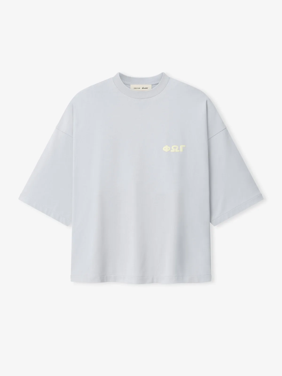 Playera Essentials Merch Boxy Fit Nublado, Essentials Tee (vista 1)