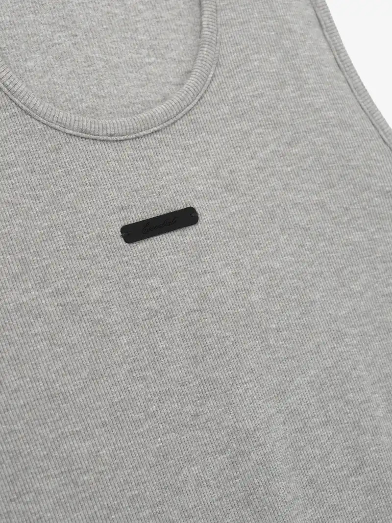 Playera Essentials Rib Knit Fitted Cemento Jaspe, Essentials Tee (vista 3)