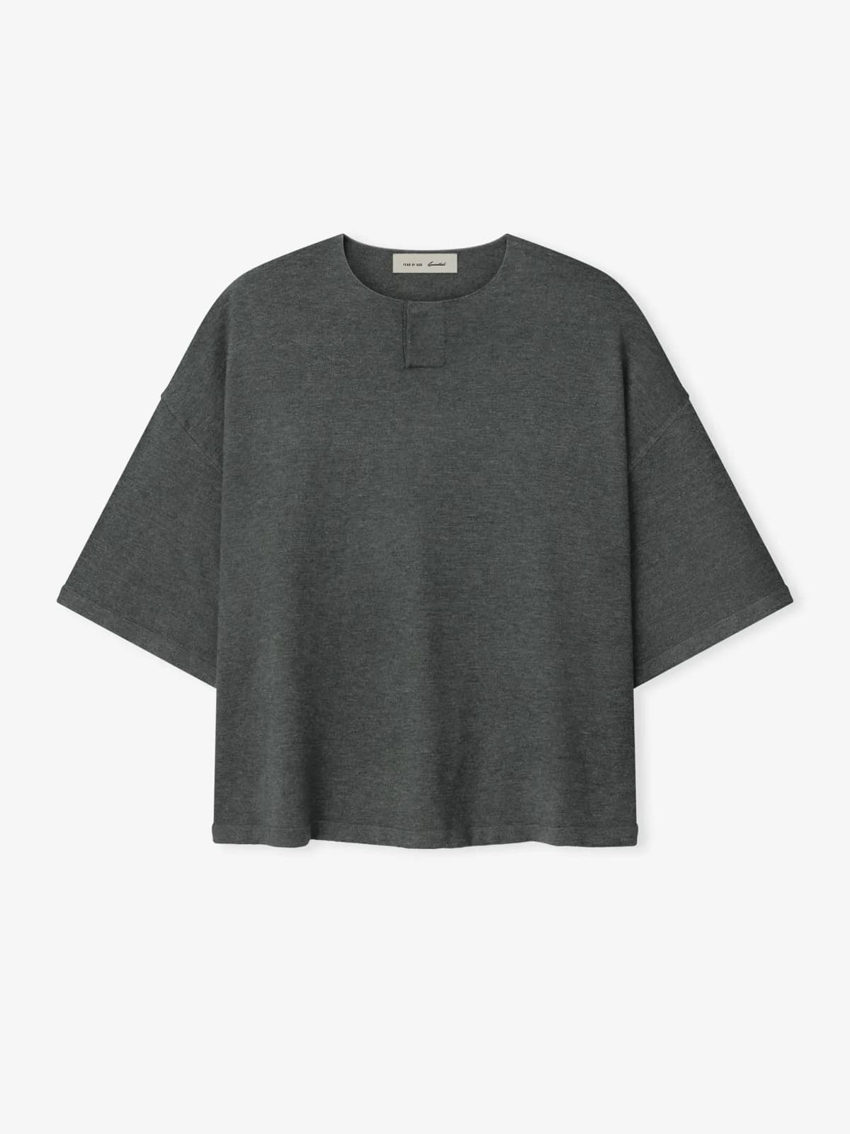 Playera Essentials Soft Knit Henley Acero Gris, Essentials Tee (vista 1)