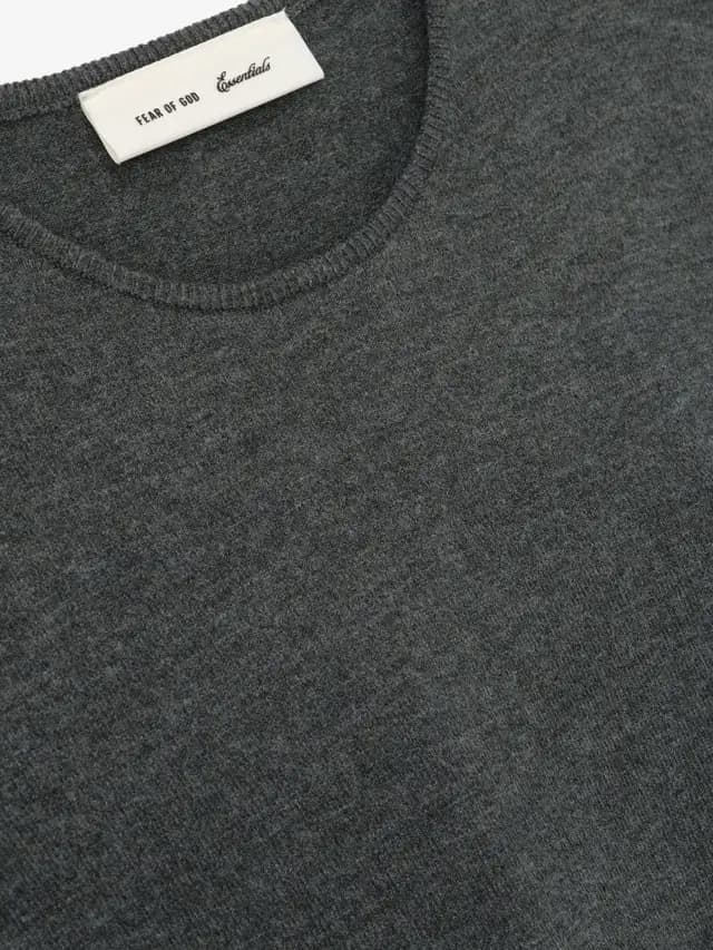Playera Essentials Soft Knit Slim Longsleeve Acero Gris, Essentials Tee (vista 3)