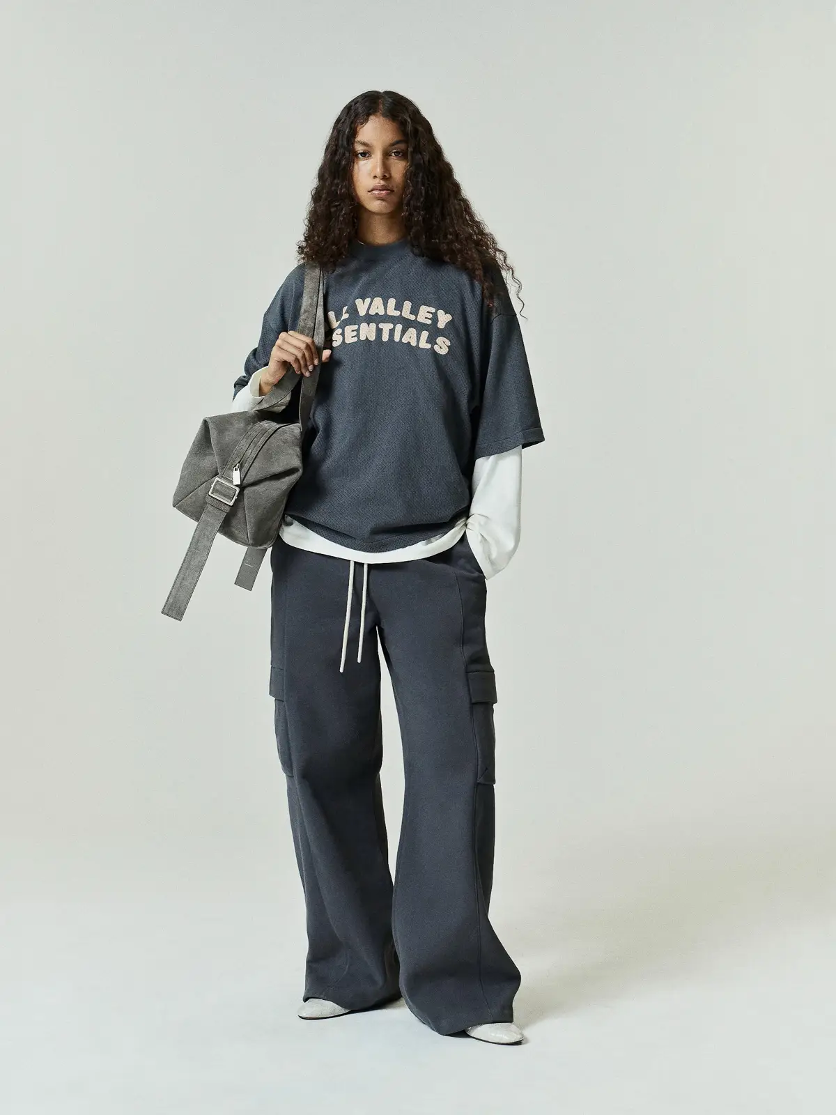Playera Essentials Sport Mesh Merch Acero Gris, Essentials Tee (vista 1)