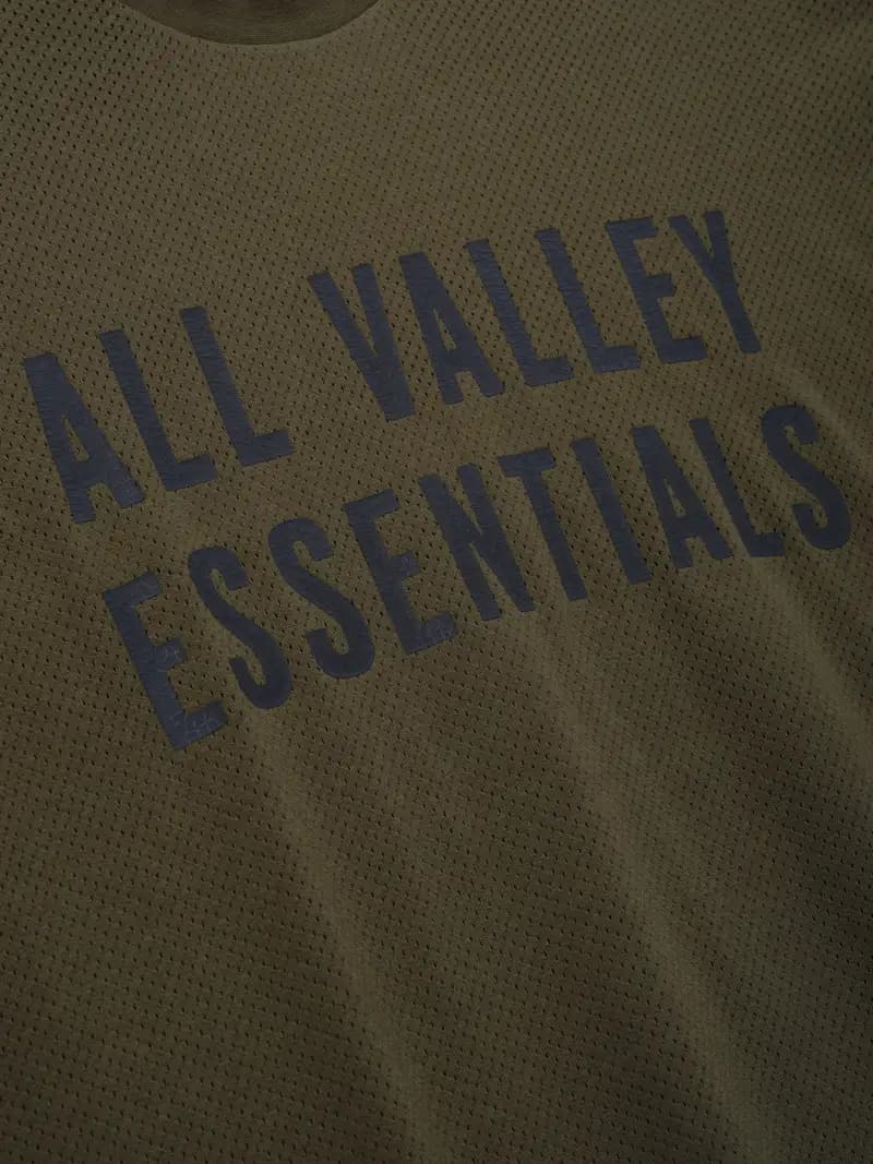 Playera Essentials Sport Mesh Merch Boxy Fit Moss, Essentials Tee (vista 3)