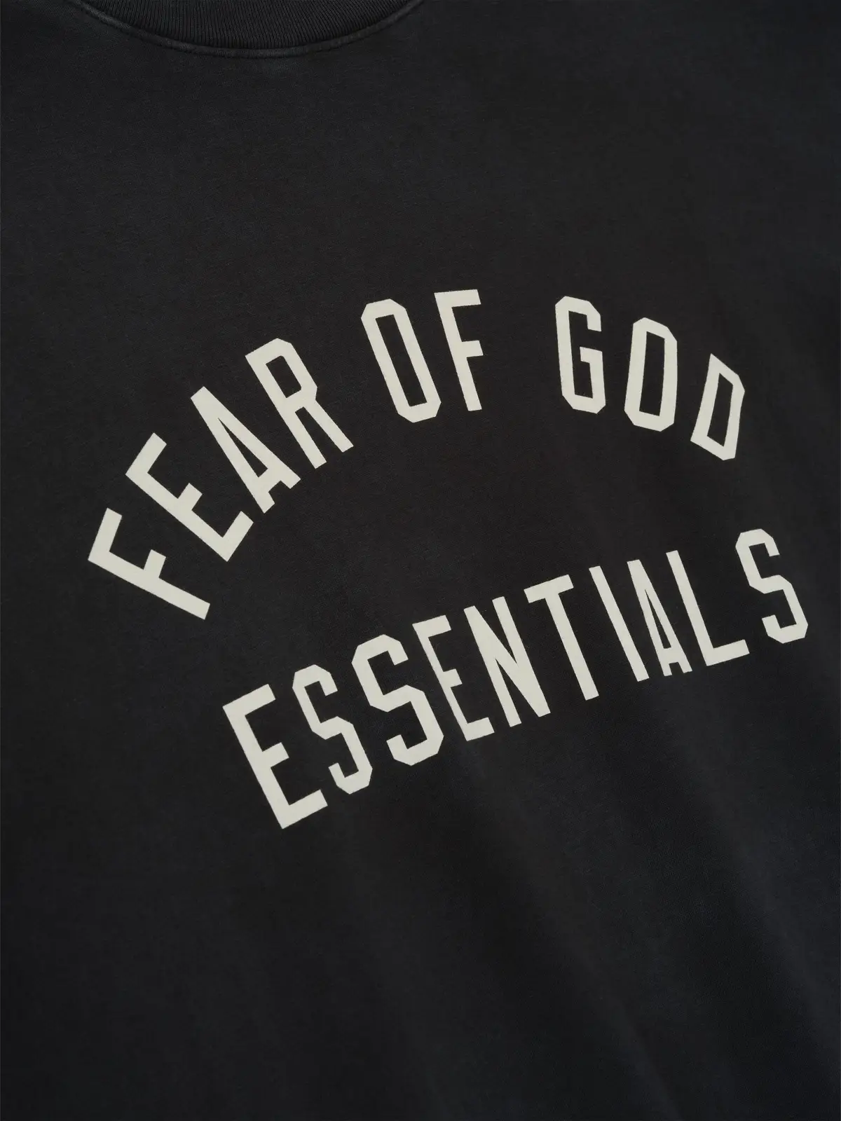 Playera Essentials Varsity 90s Vintage Negro, Essentials Tee (vista 3)
