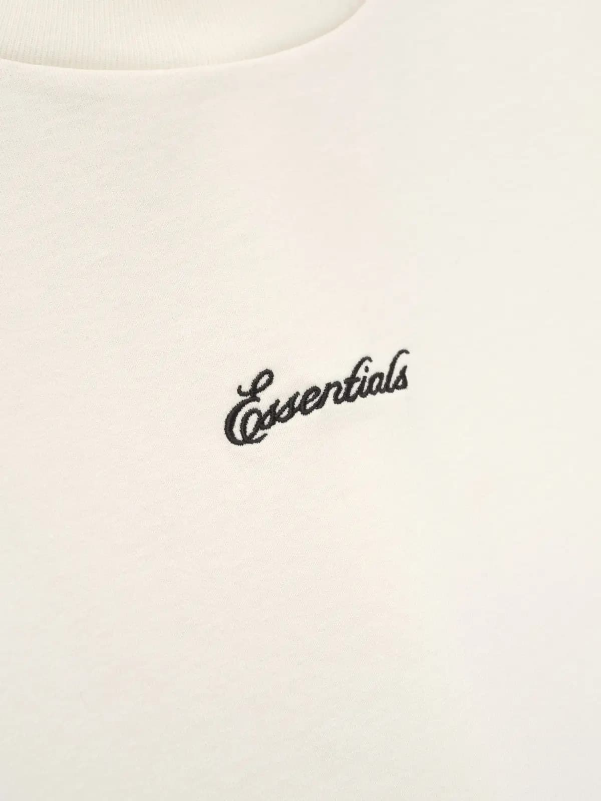 Playera Essentials Signature 90s Marfil, Essentials Tee (vista 3)