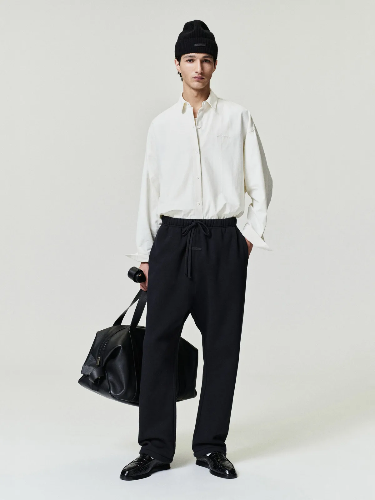 Playera Essentials Signature Button Up Shirt Marfil, Essentials Tee (vista 1)