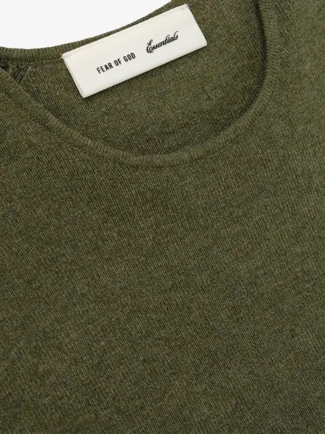 Top Essentials Rib Knit Crop Moss, Essentials Tee (vista 3)
