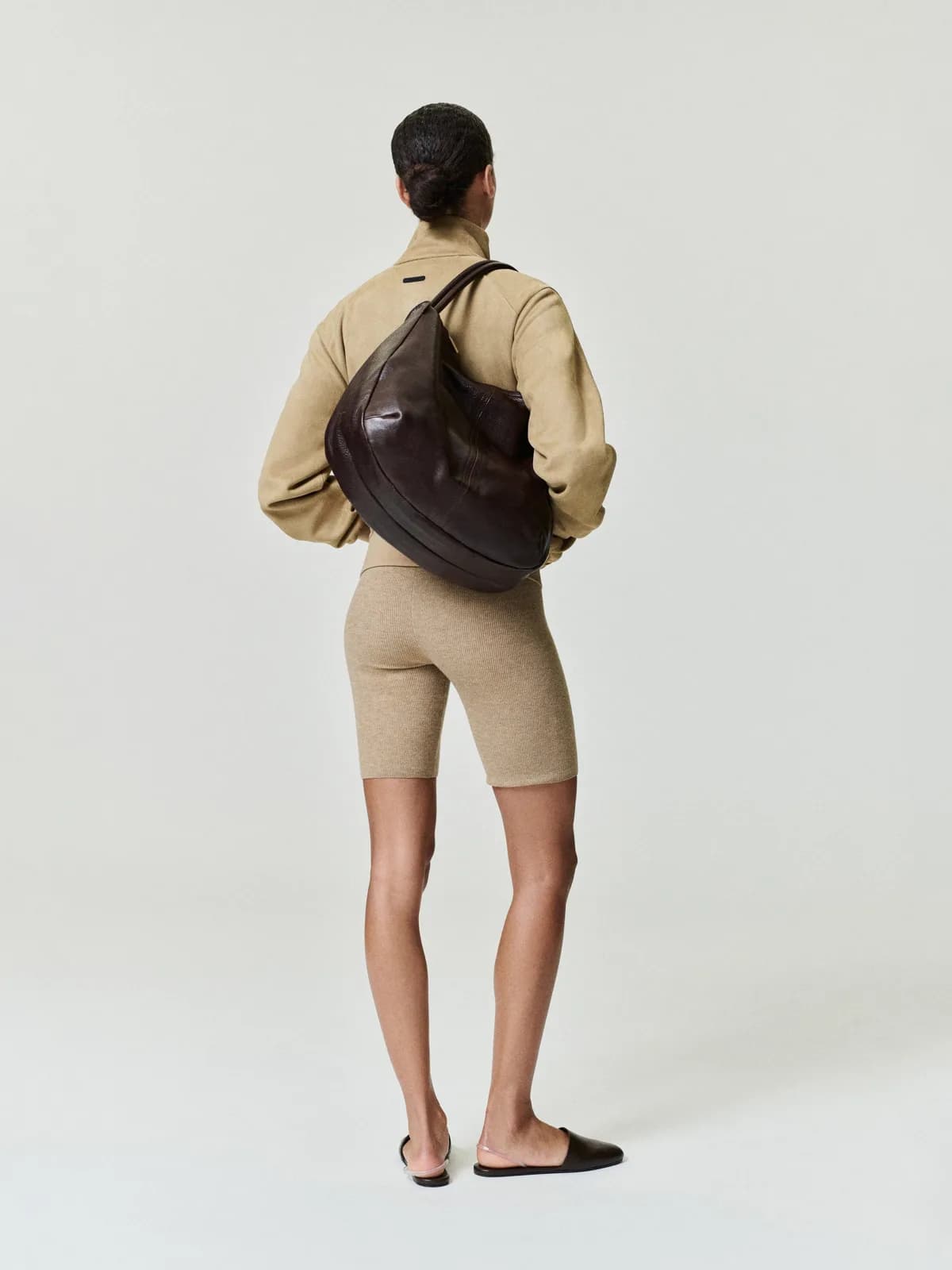 Shorts Essentials Rib Knit Bike Short Duna, Essentials Shorts (vista 5)