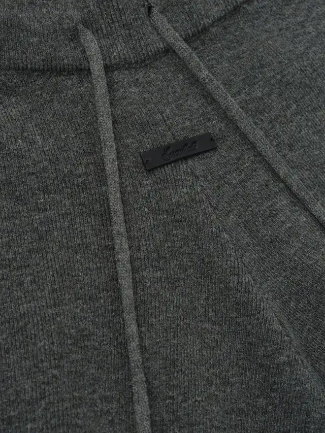 Shorts Essentials Soft Knit Running Short Acero Gris, Essentials Shorts (vista 3)