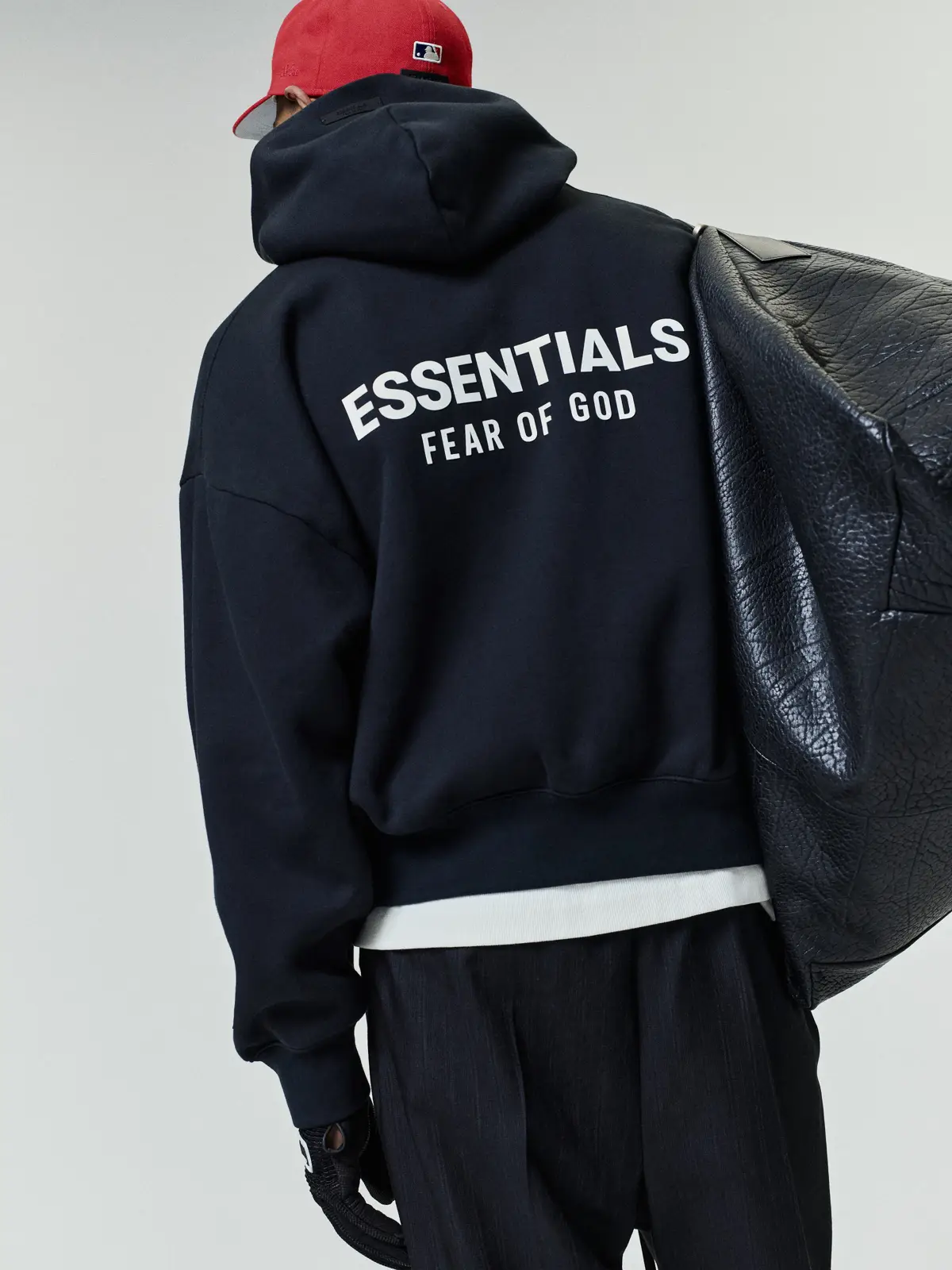 Sudadera Essentials SS26 Classic Vintage Negro Blanco, Essentials Hoodie (vista 3)