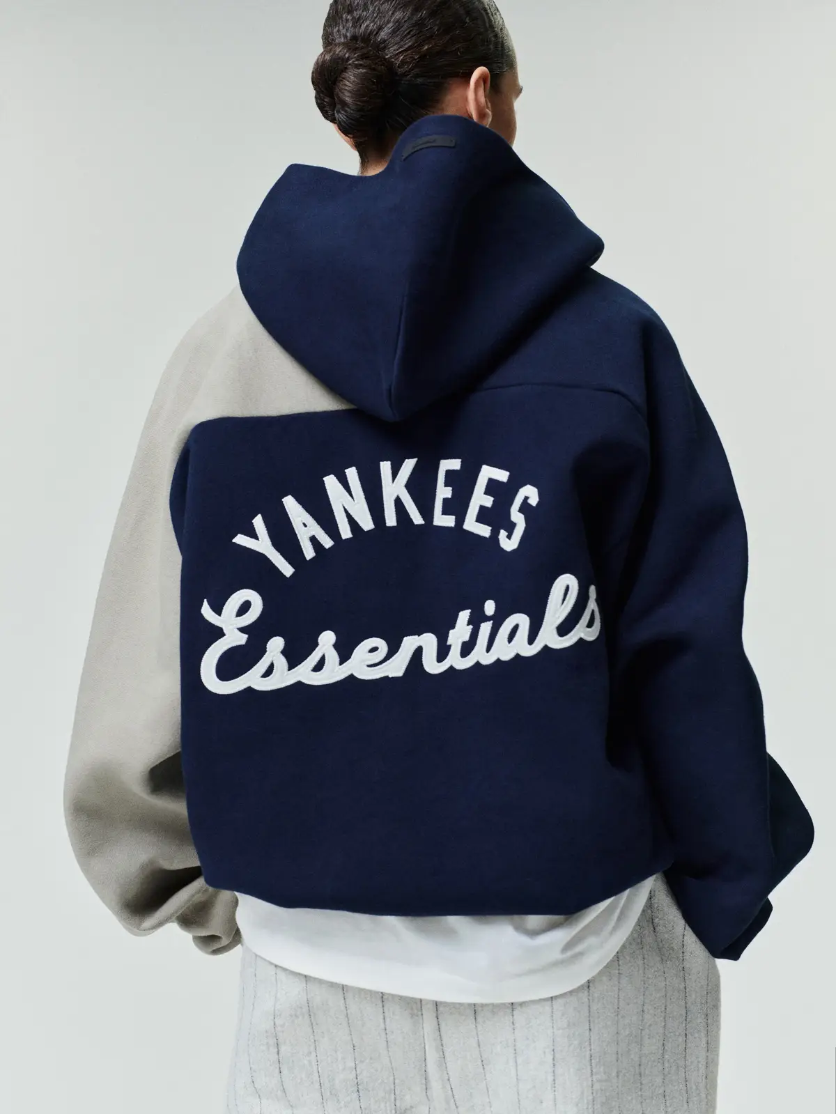 Sudadera Essentials Yankees Raglan Half Zip Sport Oscuro Zafiro, Essentials Hoodie (vista 1)