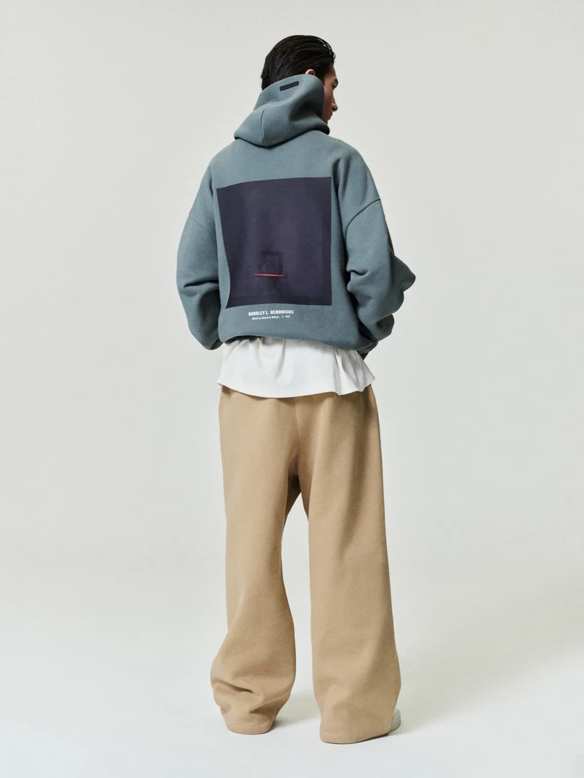 Sudadera Essentials Celtics X Barkley Hendricks 90s Balsam Verde, Essentials Hoodie (vista 2)