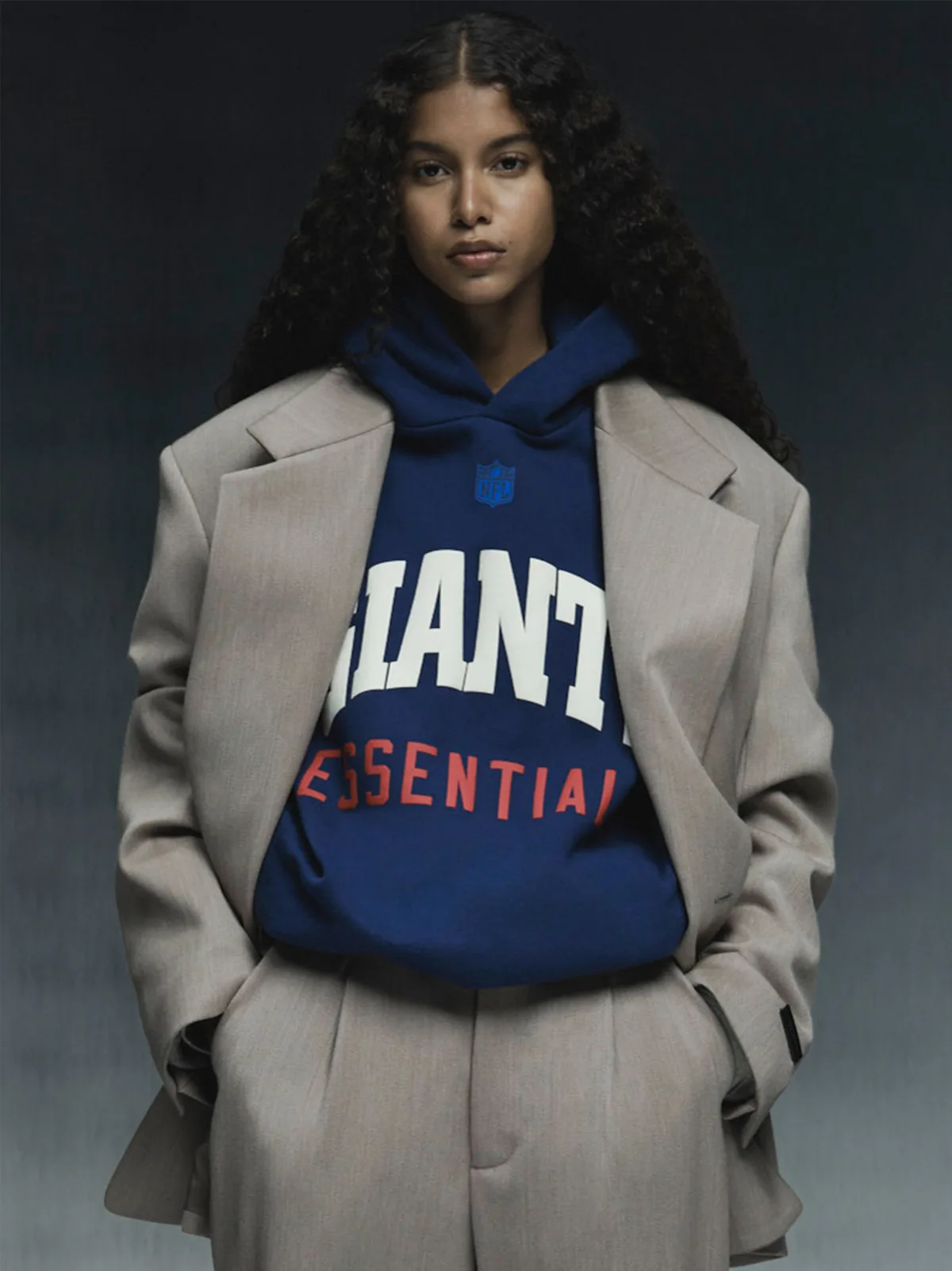 Sudadera Essentials Giants Sport Azul Estate Cemento Jaspe, Essentials Hoodie (vista 1)