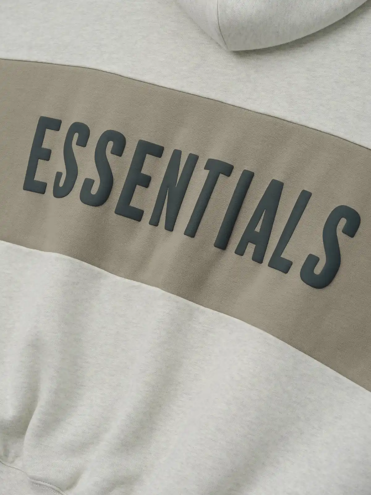 Sudadera Essentials Cropped Relaxed Panelled Vainilla Jaspe Foca, Essentials Hoodie (vista 4)