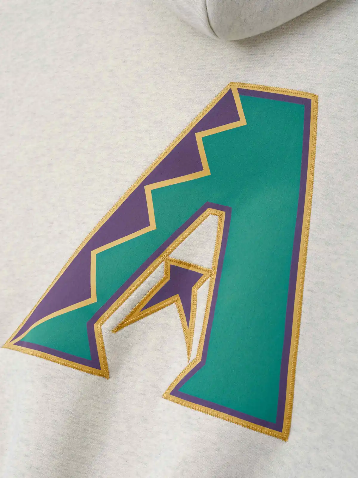 Sudadera Essentials Diamondbacks Sport Avena Jaspe Claro, Essentials Hoodie (vista 4)