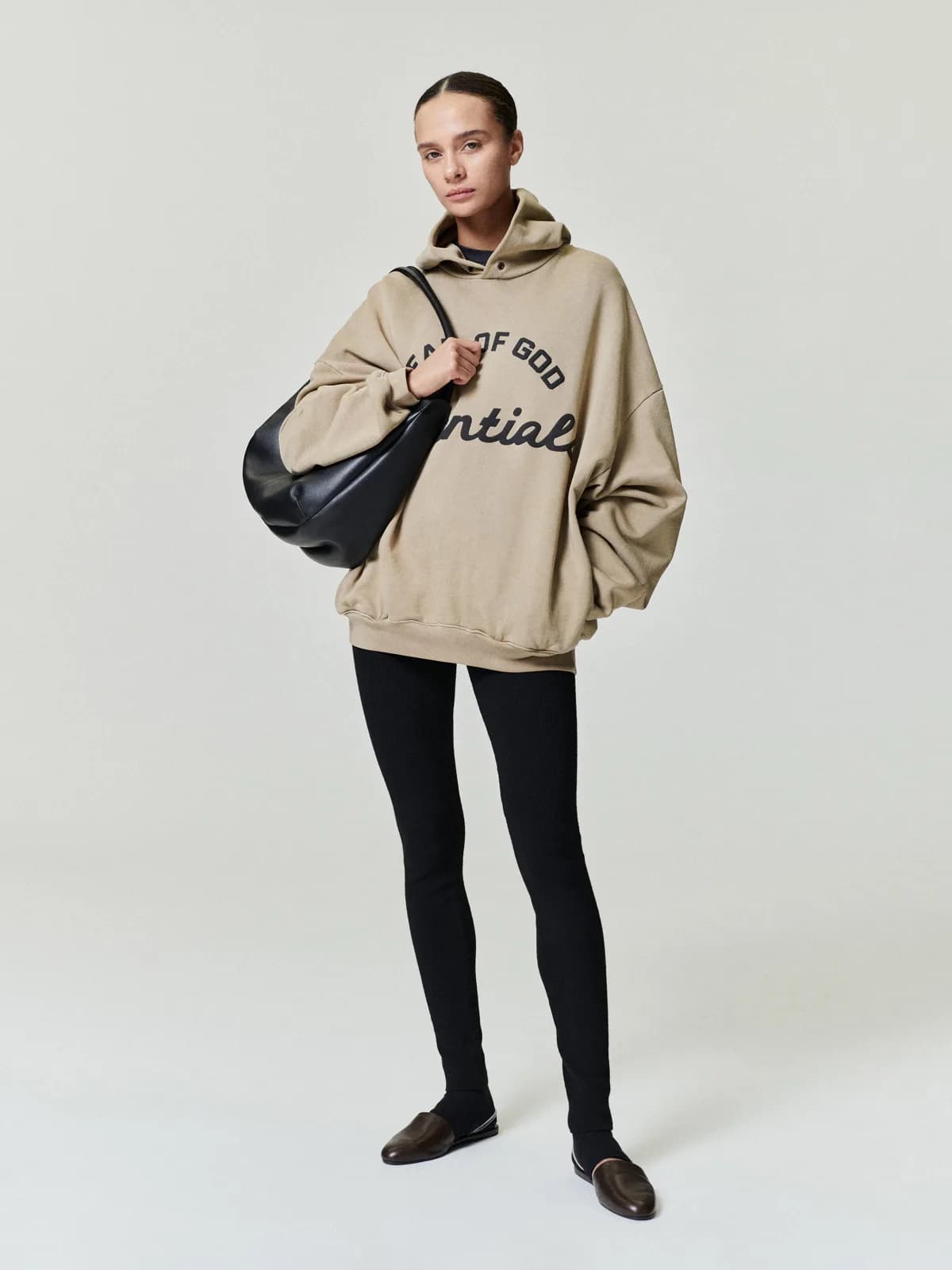 Sudadera Essentials Training 90s Desteñido Duna, Essentials Hoodie (vista 1)